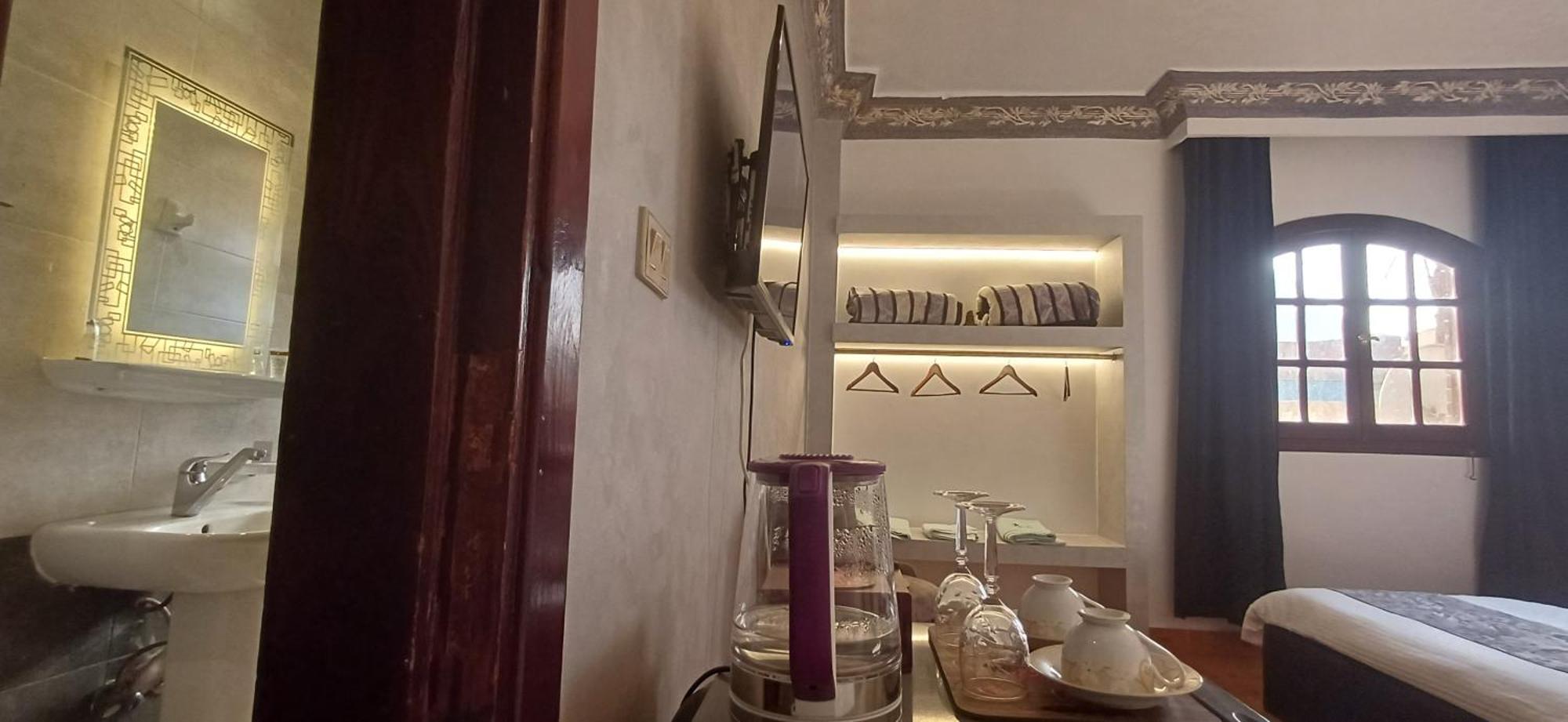 Hotel Pyramids Kingdom Kafret el-Gabal Exterior foto